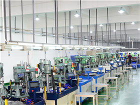 Die Casting - Drilling and Tapping Workshop